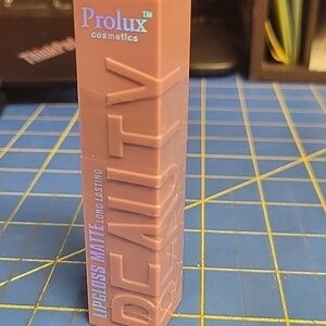 Prolux Cosmetics MLSmile Matte  Lipgloss B01 Maple Kiss New Sealed Tube